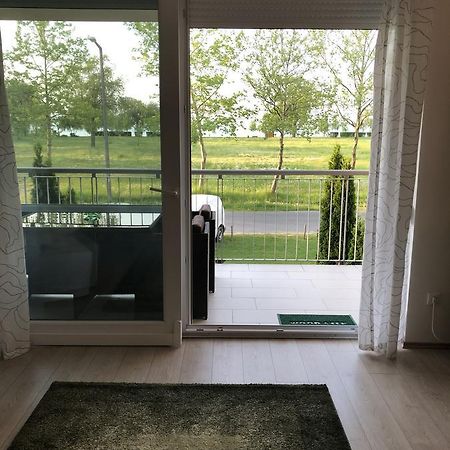 Relax Apartman Zamárdi Exterior foto
